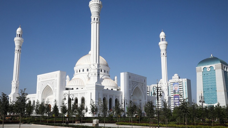 Inilah Masjid Terbesar di Eropa Inilah Masjid Terbesar di Eropa
