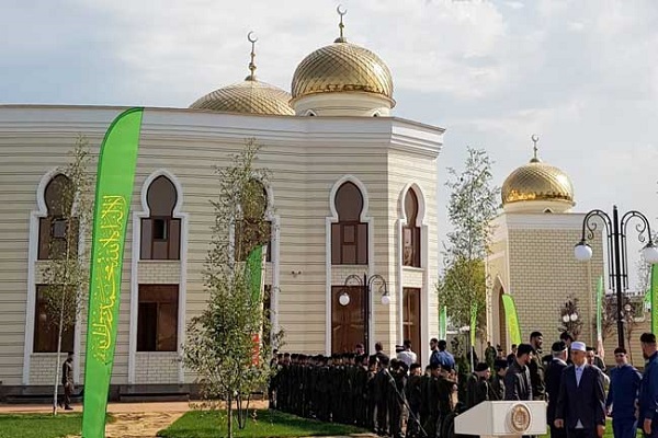 Çeçenistan’da Kur’an-ı Kerim ezber eğitimi okulu açıldı