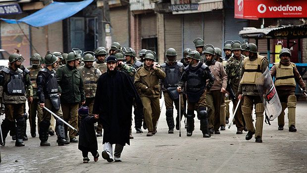 نیو یارک ٹائمز نے ہندوستان کے زیر انتظام کشمیر میں مودی سرکار کی سازش کو بے نقاب کیا
