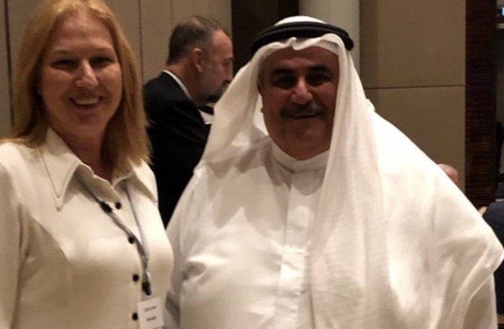 وزير خارجية البحرين مدافعًا عن إسرائيل في عدوانها على لبنان والعراق وسوريا: إنه دفاعٌ عن النفس