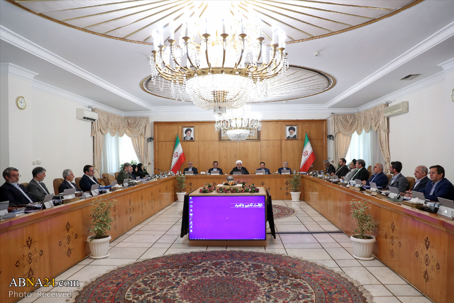 Iran's President: We have to use friendly countries’ potentials for settling issues