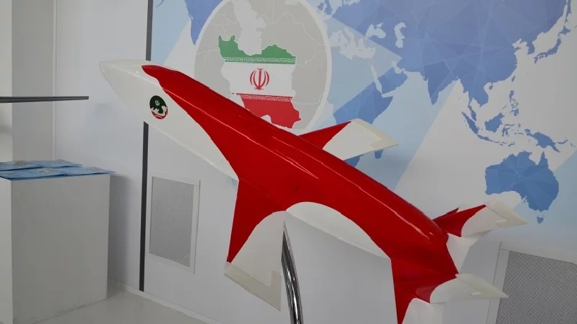 Иран истеһсалы олан ән йени "Круз" ракетинин тәгдиматы олуб
