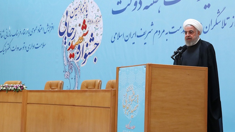 イラン大統領、「イラン国民は、経済戦争で勝利する」