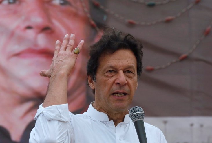 عمران خان يهدد برد قوي جدا على الهند ويهاجم "مودي"