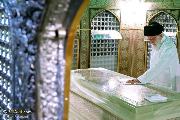 Ayatollah Khamenei attends dust clearing ceremony at Imam Reza (AS) Shrine