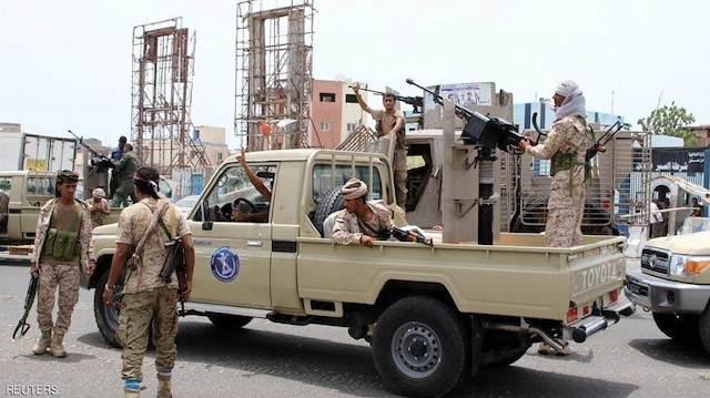 انفصاليو اليمن يعتقلون عشرات الموالين لحكومة هادي في عدن