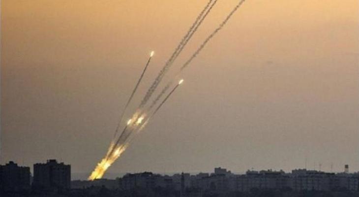 الاحتلال: اطلاق صواريخ من غزة و صفارات الانذار تدوي في مستوطنات الغلاف
