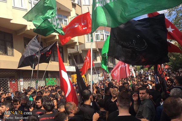 تقریر مصور/ مسيرة عزائية حسينية بمشاركة جماعية واسعة في مدينة "يوقورت" التركية