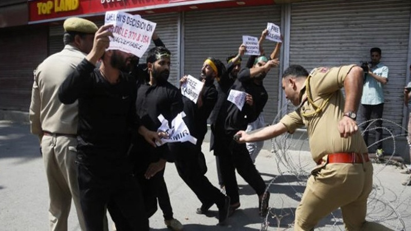 کشمیر میں عزاداران حسینی پر سیکورٹی فورس کے حملے