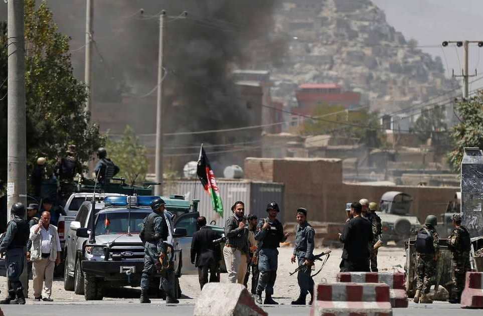 مصرع واصابة عدد من الجنود الأفغان بـ "هجوم انتحاري" جنوب كابول