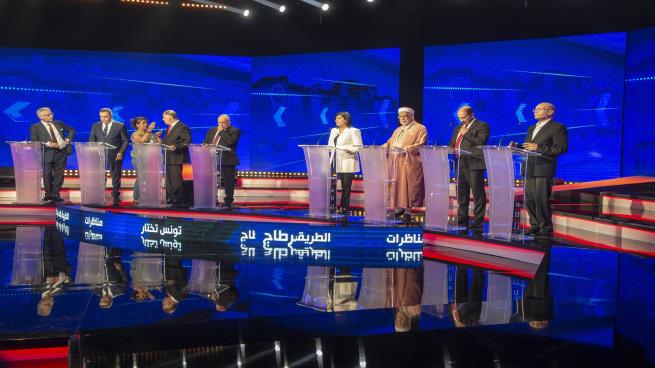 "صمت انتخابي" في تونس والساعات الأخيرة شهدت انسحاب مُرشحين