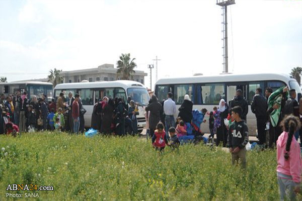 Thousands of people return to hometowns in northwestern Syria