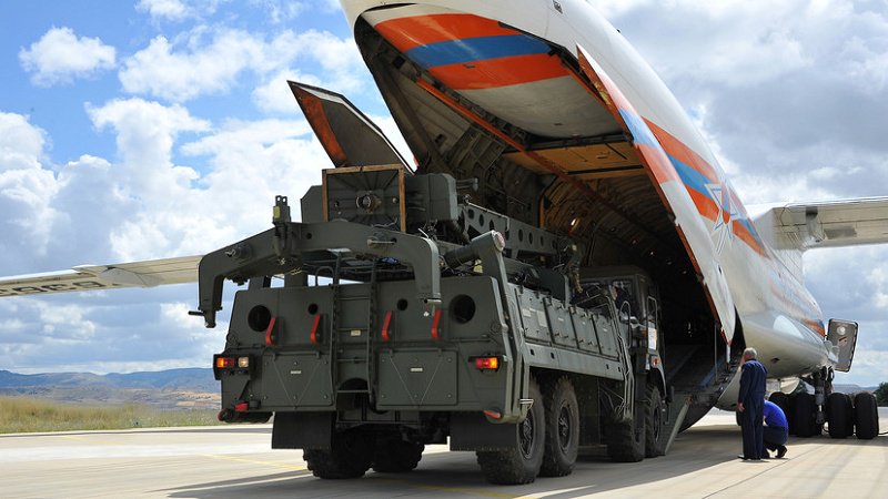 Турция получила вторую партию С-400