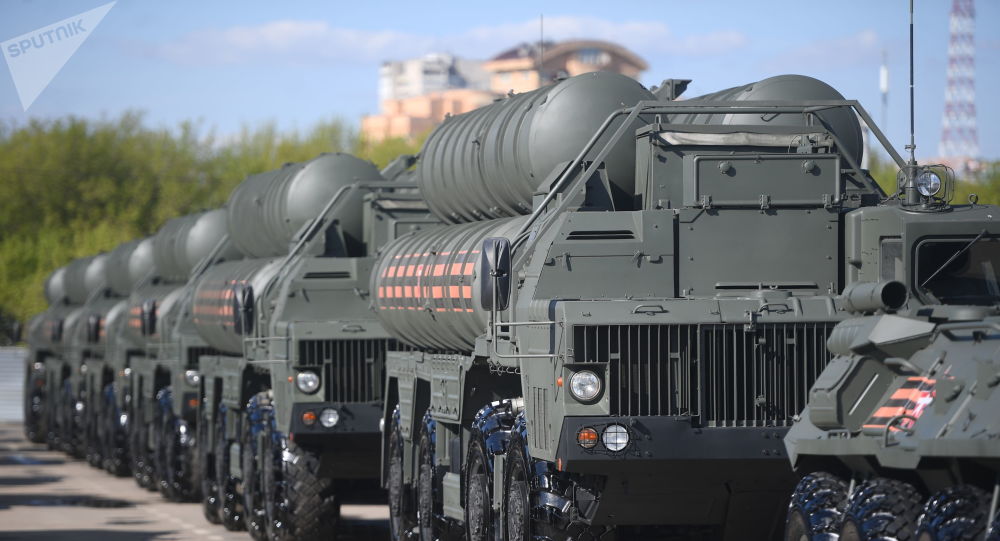 Rússia completa 2ª fase da entrega de componentes dos S-400 à Turquia