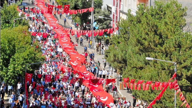 В Турции прошли акции протеста против терроризма