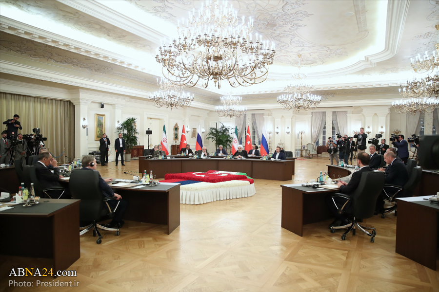 Pres. Rouhani: Syrian crisis, similar ones must be settled through peaceful solutions
