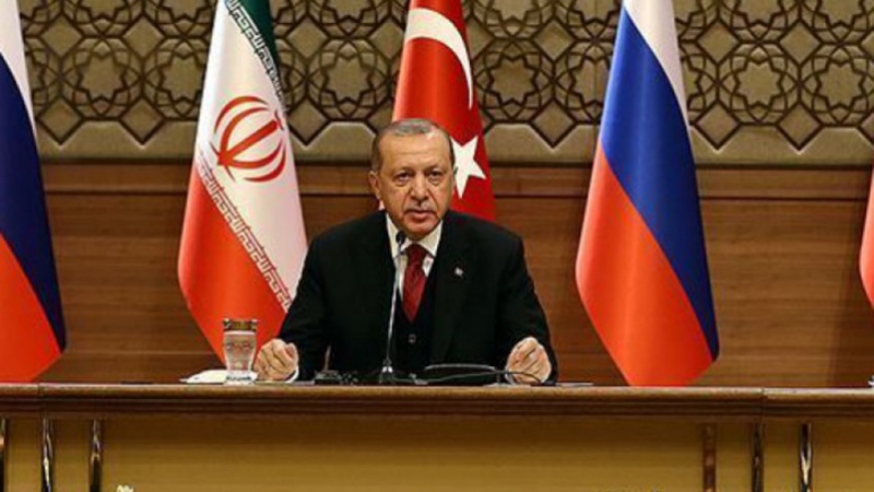 Erdoğan: Yemen'e saldırılar durdurulmalıdır
