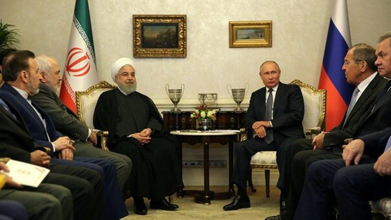 イラン大統領、「核合意内の責務縮小は、核合意存続に向けた歩み」