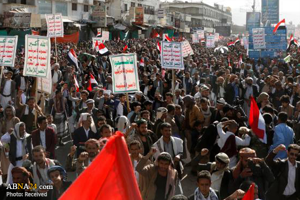 تقرير مصور/ اليمنيون يحتفلون بالذكرى الخامسة لانتصار الثورة في بلادهم