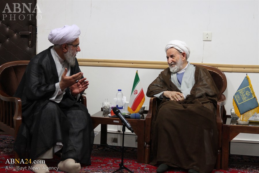 Berita Bergambar: Pertemuan Setiausaha Agung Majma' Ahlul Bait Dengan Ayatullah Yazdi
