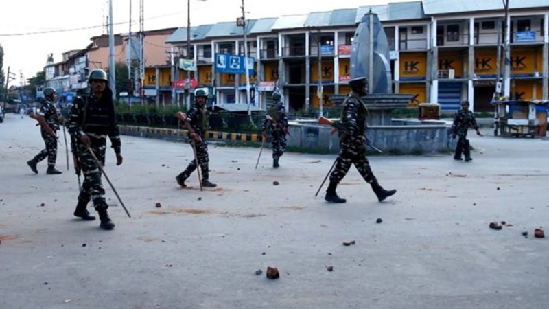 کشمیر میں دفعہ ایک سو چوالیس کا نفاذ جاری ، عوام کو سخت مشکلات کا سامنا