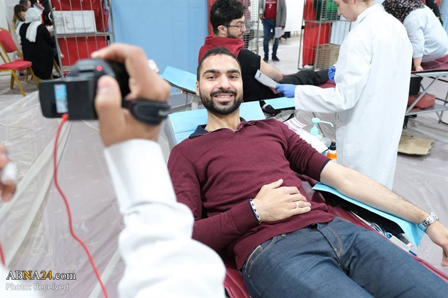 تقرير مصور/ التبرع بالدم بواسطة أعضاء "من هو الحسين (ع)؟" في العاصمة الفرنسية