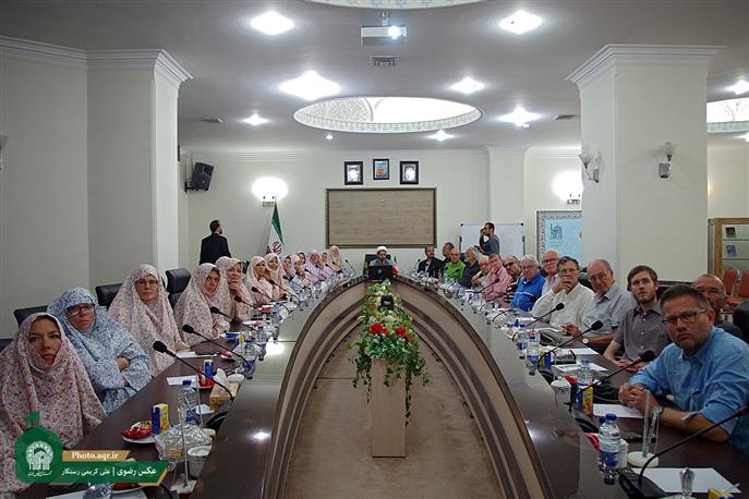 سوئیزرلینڈ کے سیاحوں کے لئے ’’اسلام میں عیسائیت کا مقام‘‘ نامی خصوصی نشست کا انعقاد