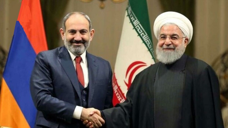 Iran, Rohani parte oggi per Amenia. Focus su economia