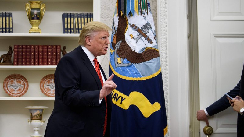 Nove glavobolje za Trumpa