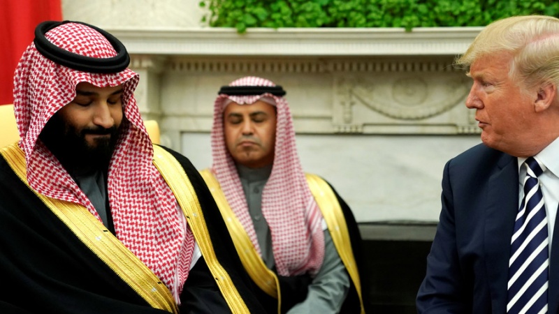 The Hill: Trump-Bin Salman, Raja Tanpa Busana di Hadapan Iran
