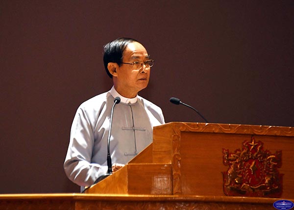 အစိုးရနှင့် ပြည်သူကြားယုံကြည်မှု တိုးပွားစေရန် နိုင်ငံ့ဝန်ထမ်းများ အလွန်အရေးကြီးဟု သမ္မတပြောကြား