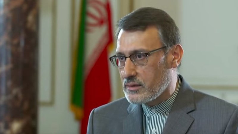 بەعیدی نەژاد: سەرکەوتنی گرینگی مافەوانیی بانکی میللەتی ئێران لە وەرگرتنی زیانبایی لە ئینگلیز