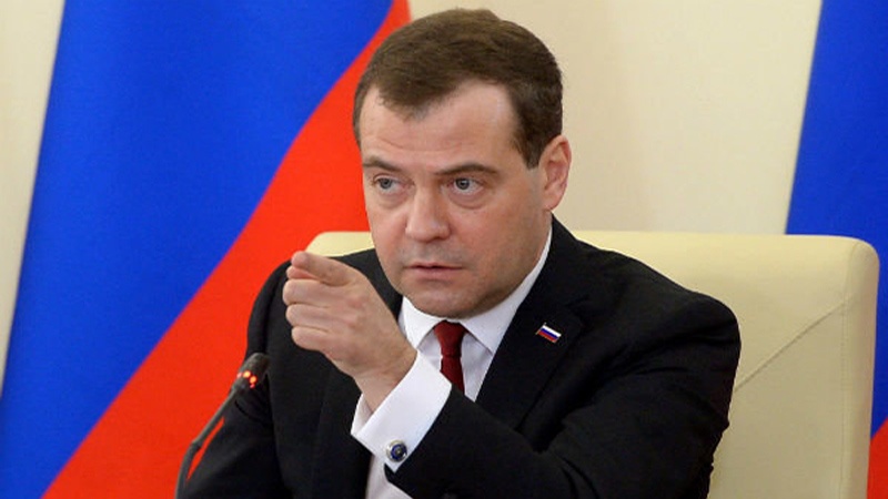 Медведев Вашингтону Кубаны енержи мүһасирәсинә алмаға чалышмагда иттиһам едиб