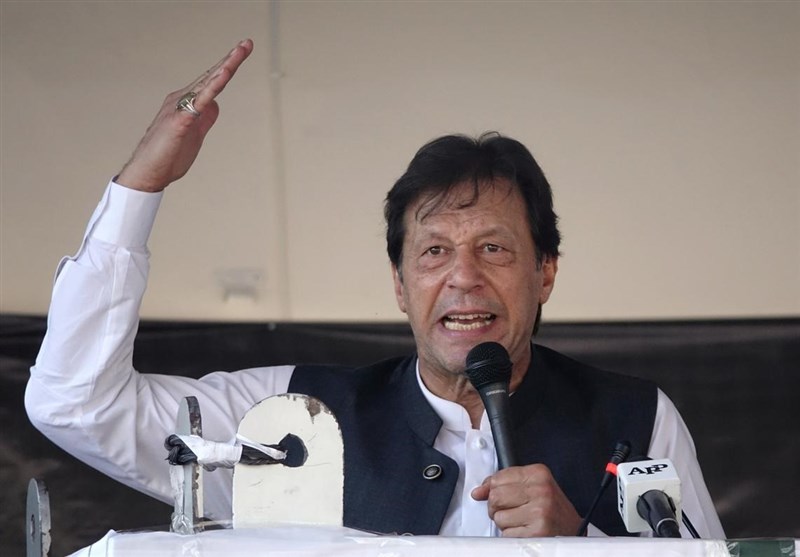  امیروں سے ٹیکس اکٹھا کرکے غریبوں پر خرچ کریں گے، عمران خان