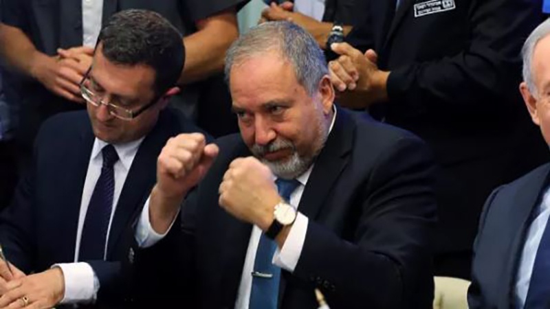 Lieberman "Serang" Para Menteri Kabinet Netanyahu