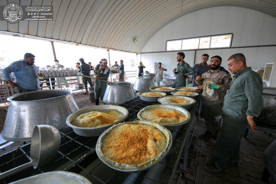 مدينة الإمام الرضا (ع) تستقبل عشرات الآلاف من زائري أربعينية الامام الحسين (ع)+ (صور)