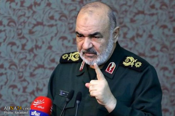 US rapidly retreats from wherever Iran goes: Gen. Salami