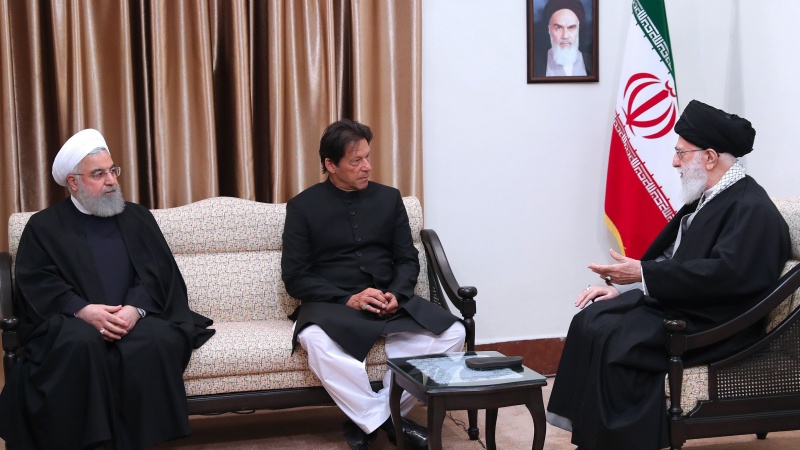عمران خان رہبر انقلاب اسلامی سے ملاقات کیلئے آج ایران آئیں گے