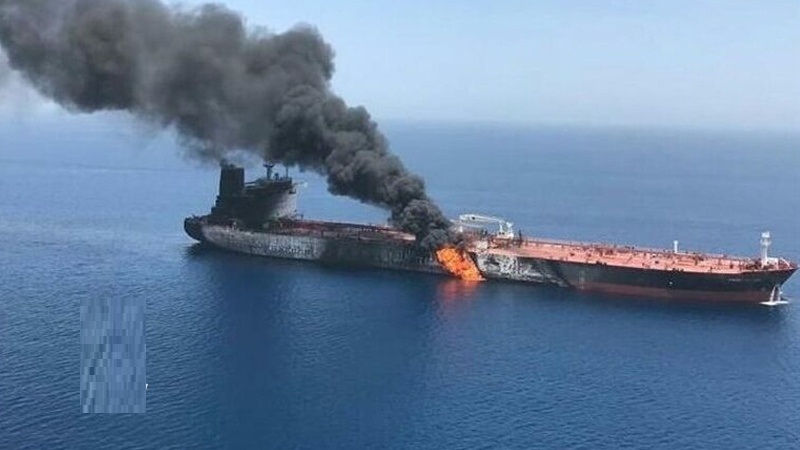 Kızıldeniz'de İran petrol tankerine saldırı!