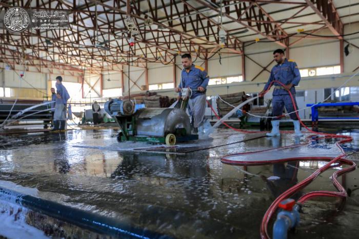 شعبة غسل السجاد على طريق (ياحسين) جهود كبيرة في خدمة وراحة زائري أربعينية الامام الحسين (ع)