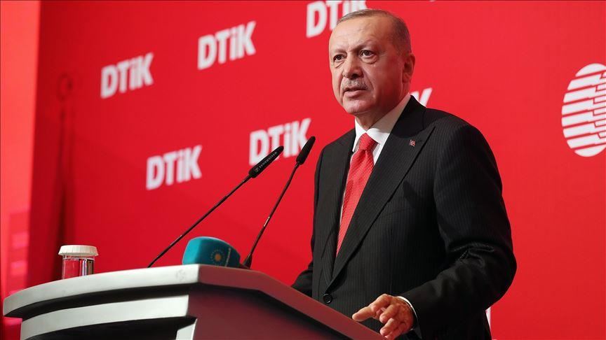 أردوغان: من أخرجوا سوريا من الجامعة العربية يسعون لإعادتها بعد عملية "نبع السلام" يا له من تناقض