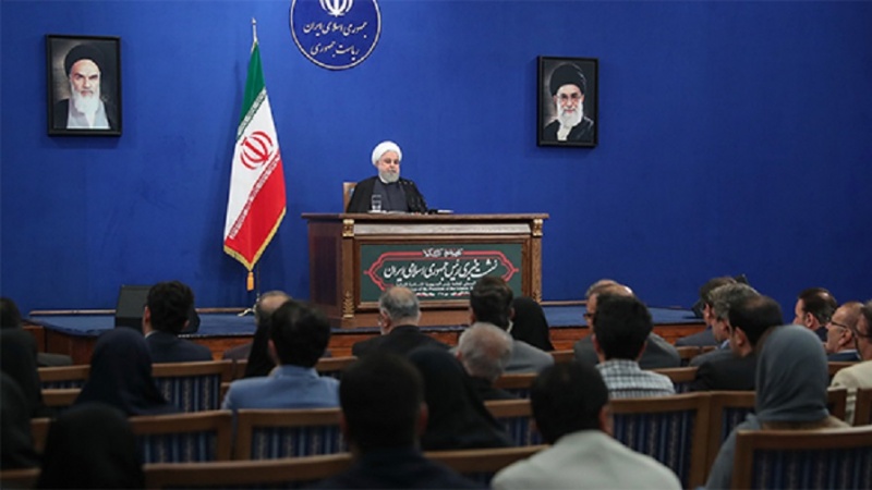 イラン大統領、「イランに打撃を与えるという敵の陰謀は失敗」