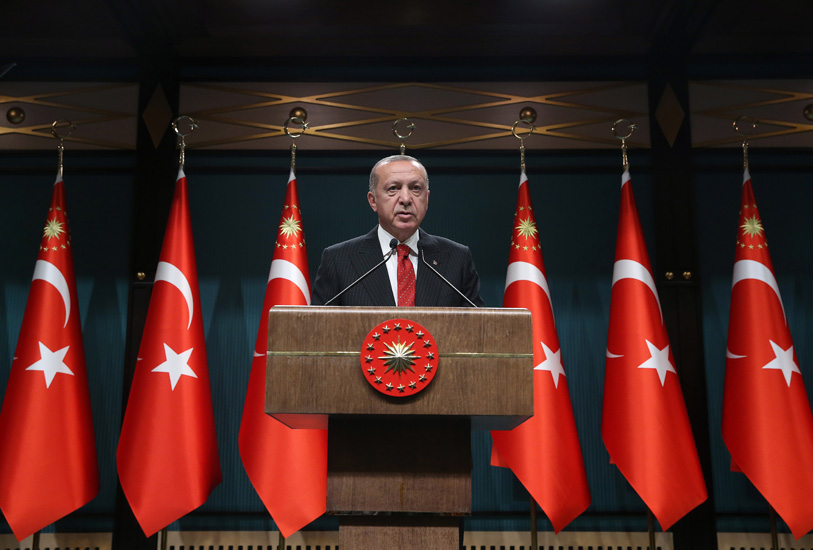 أردوغان يعلن منطقة آمنة داخل الأراضي السورية بطول 444 كم وعمق 32 كم