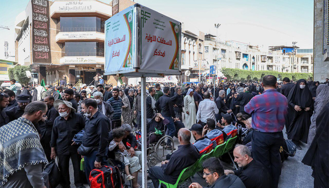 800 متطوع يقدمون الخدمات لزوار الامام الحسين (ع) خلال زيارة الأربعين