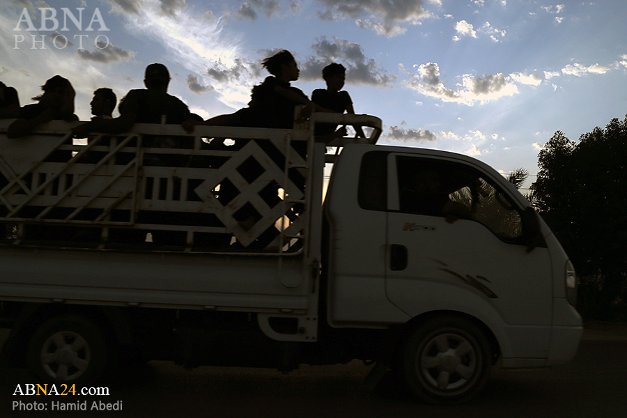 تقرير مصور/ سيارات النقل تحمل زوار اربعينية الامام الحسين (ع) 