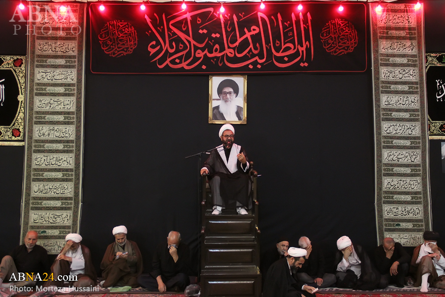 تقرير مصور/ مجلس عزاء بمناسبة أربعينية الامام الحسين (ع) في مكتب آية الله "صافي كلبايكاني"