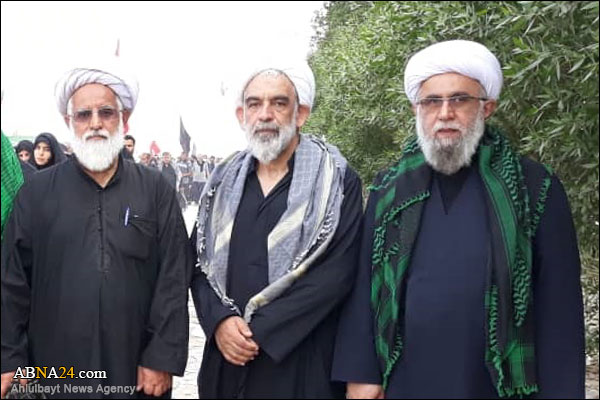 Photos: Ayatollah Qomi attends Arbaeen attends Arbaeen march