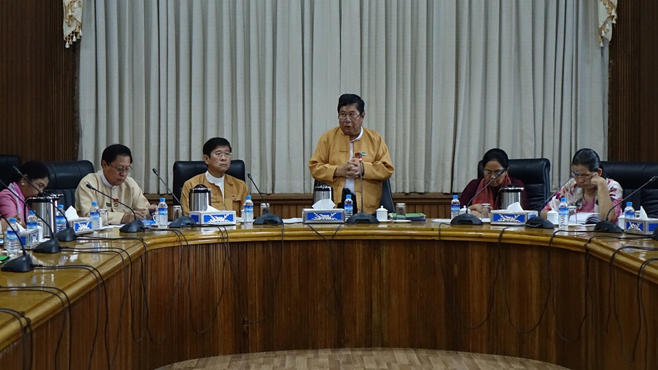 အမ်ားသုံးသန႔္စင္ခန္း အသုံးျပဳခ က်ပ္ ၁၀၀ ထက္ ပိုမိုေကာက္ခံပါက တိုင္ၾကားႏိုင္