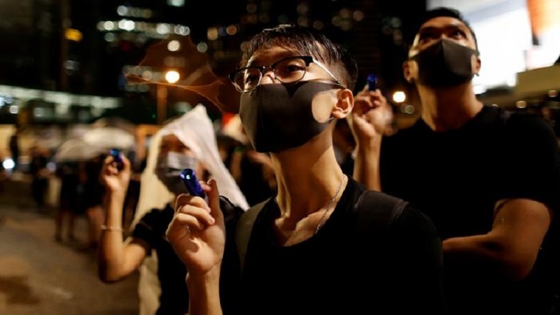 中国内地停止向香港出口黑色T恤