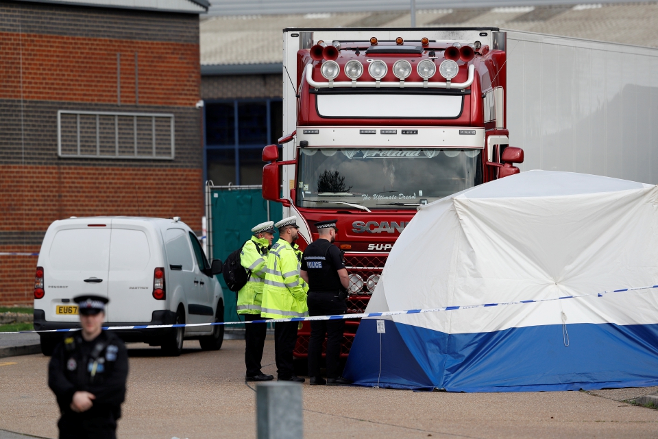 39 Ditemui Maut Dalam Trak, Britain Lancar Siasatan Bunuh